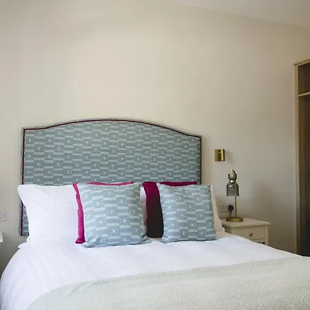 The Old Schoolhouse River View * Donegal Town