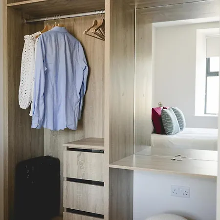 The Old Schoolhouse River View *