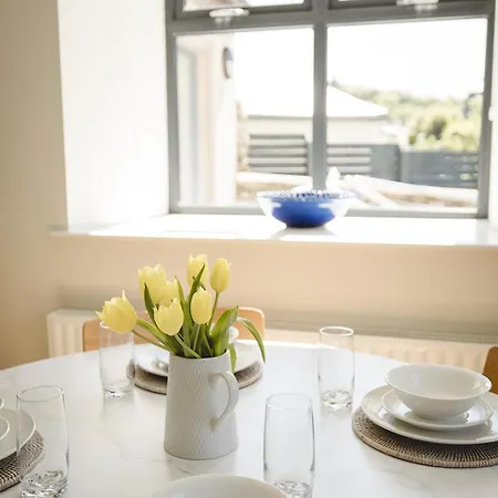 The Old Schoolhouse River View *