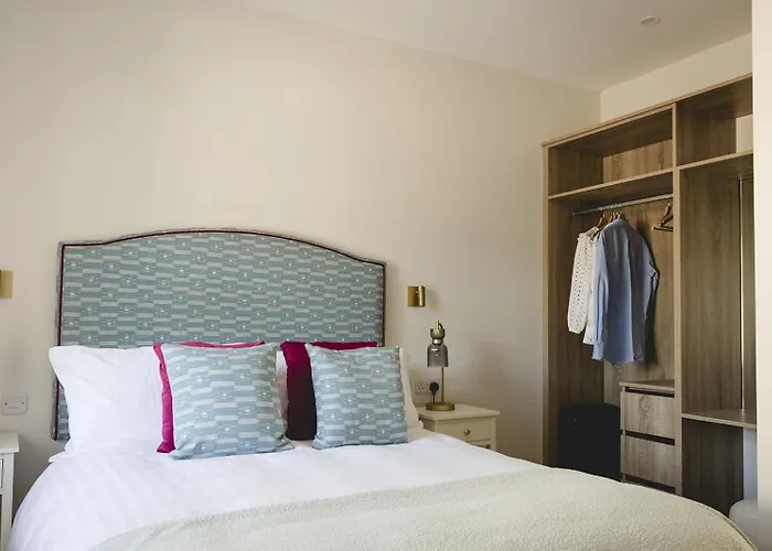 The Old Schoolhouse River View