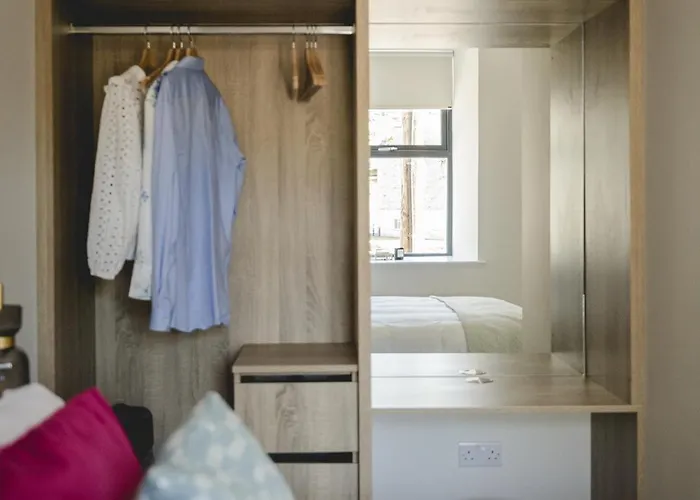 The Old Schoolhouse River View