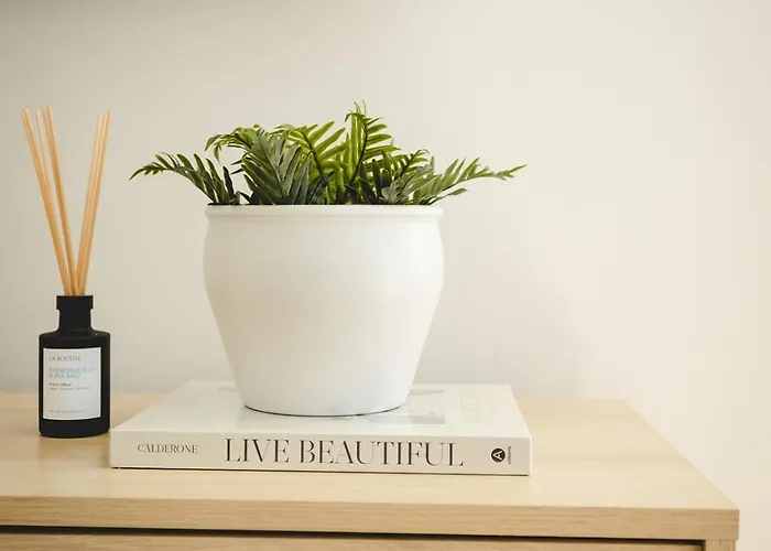 The Old Schoolhouse River View * Donegal Town